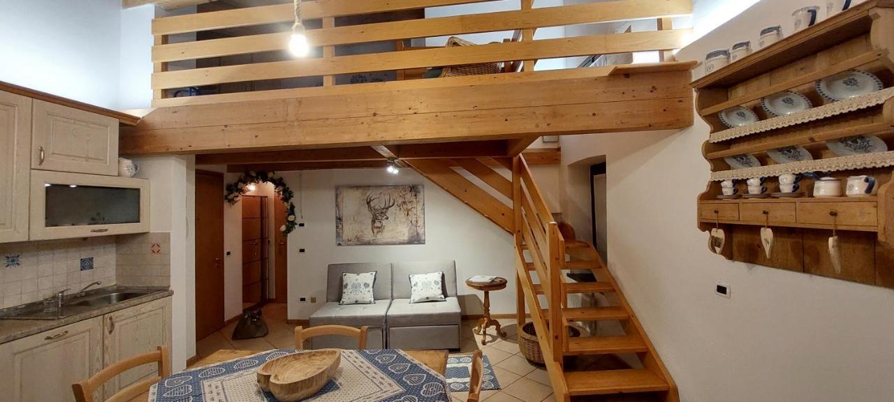 Loft Della Perpetua Di Casa Bernardi, Fuga Romantica Petfriendly Montagnaga  Luaran gambar