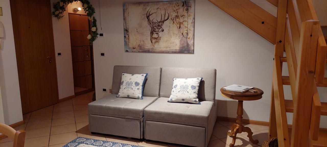 Loft Della Perpetua Di Casa Bernardi, Fuga Romantica Petfriendly Montagnaga  Luaran gambar