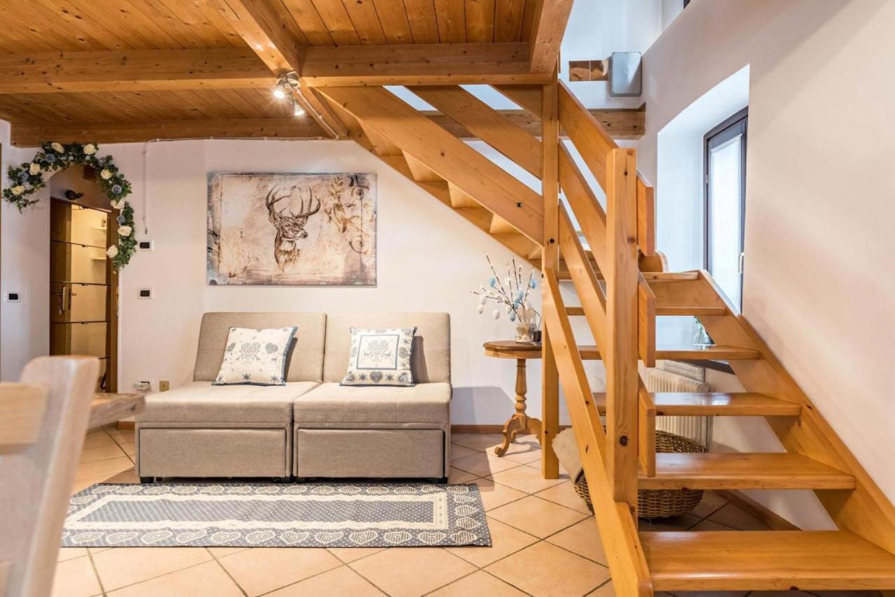 Loft Della Perpetua Di Casa Bernardi, Fuga Romantica Petfriendly Montagnaga  Luaran gambar