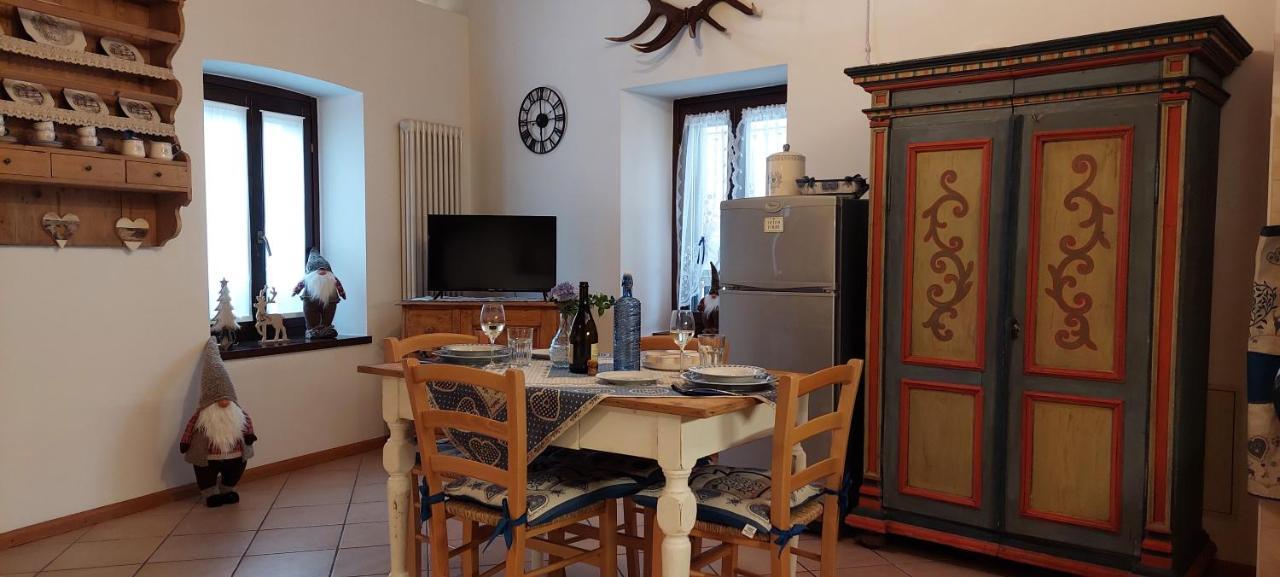 Loft Della Perpetua Di Casa Bernardi, Fuga Romantica Petfriendly Montagnaga  Luaran gambar