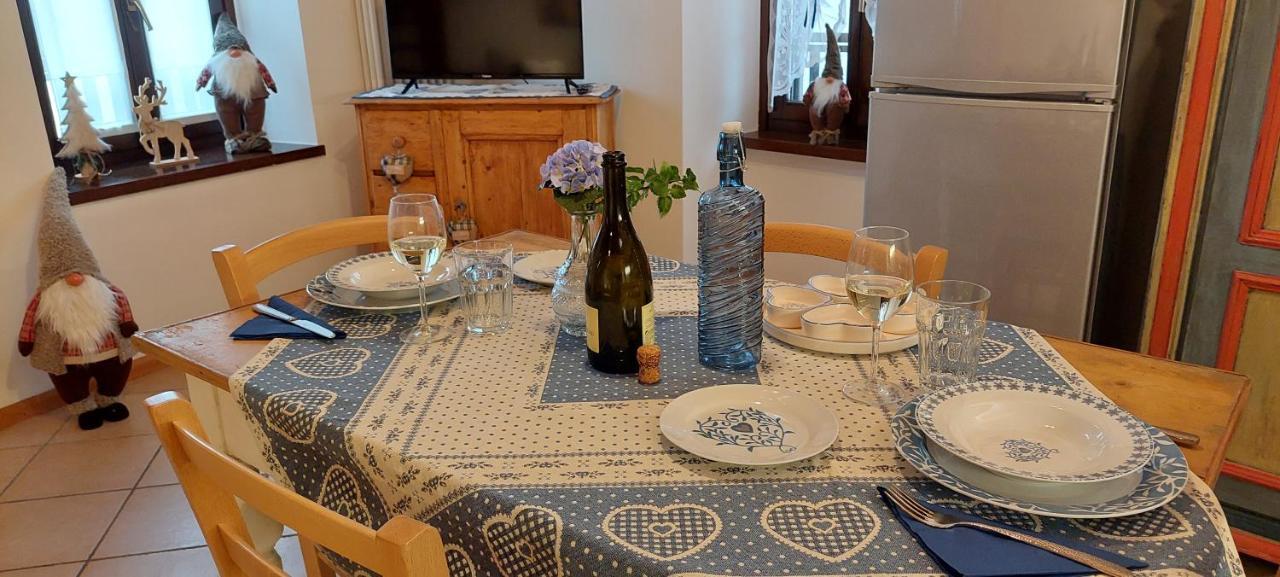 Loft Della Perpetua Di Casa Bernardi, Fuga Romantica Petfriendly Montagnaga  Luaran gambar