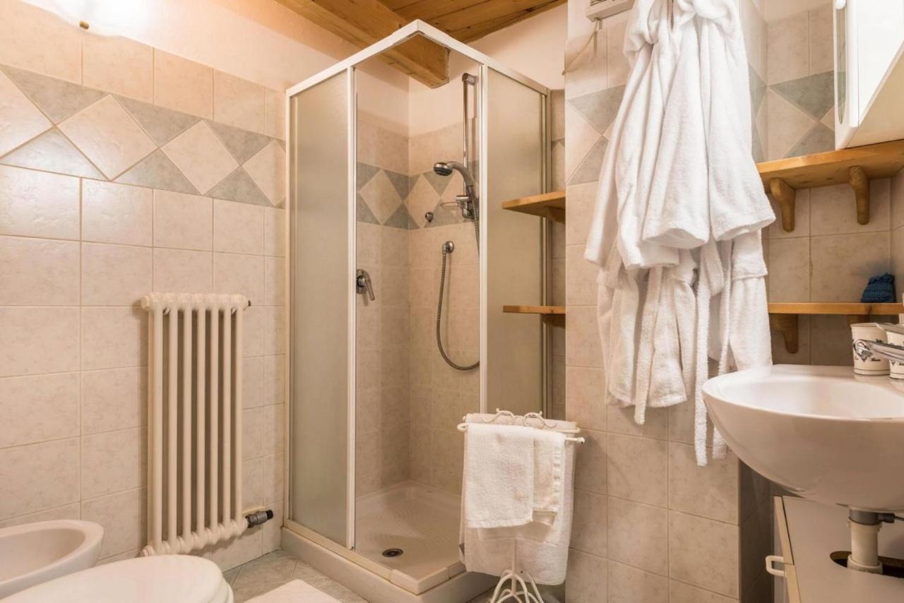 Loft Della Perpetua Di Casa Bernardi, Fuga Romantica Petfriendly Montagnaga  Luaran gambar