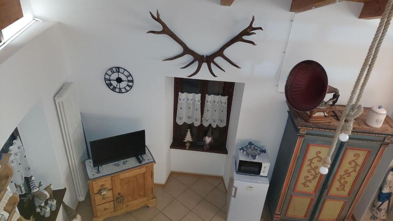 Loft Della Perpetua Di Casa Bernardi, Fuga Romantica Petfriendly Montagnaga  Luaran gambar