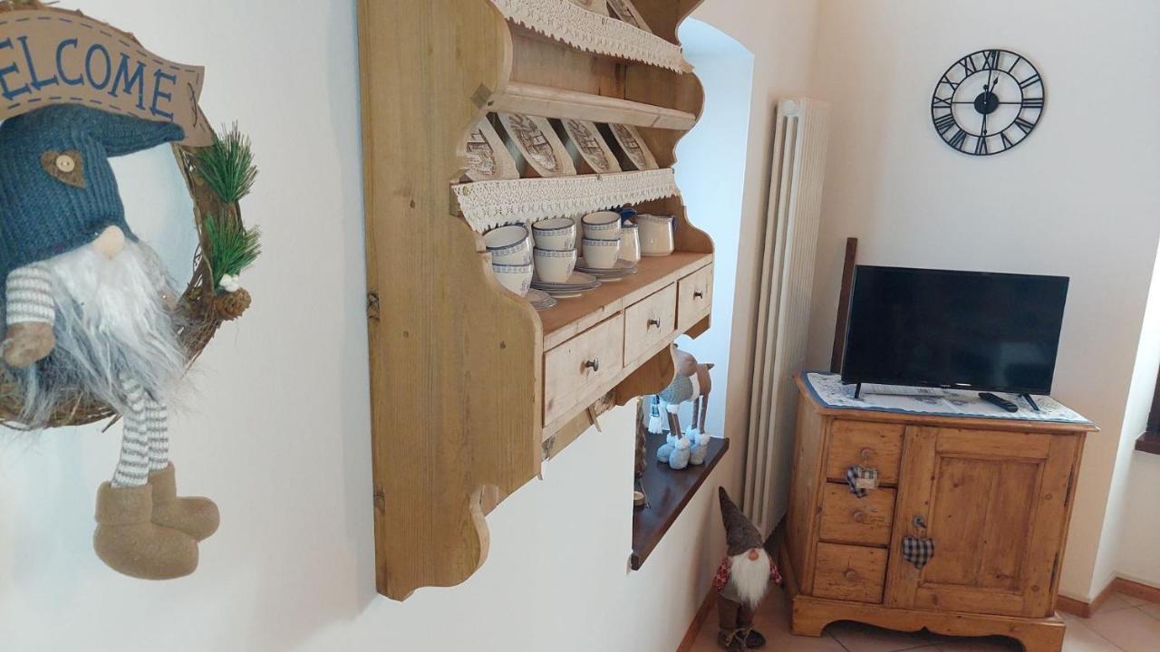 Loft Della Perpetua Di Casa Bernardi, Fuga Romantica Petfriendly Montagnaga  Luaran gambar