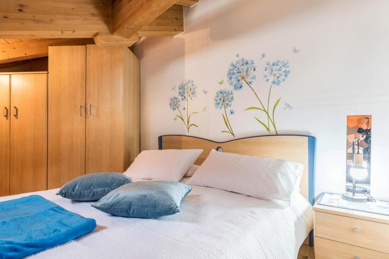 Loft Della Perpetua Di Casa Bernardi, Fuga Romantica Petfriendly Montagnaga  Luaran gambar
