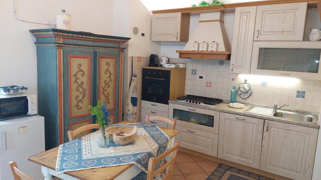 Loft Della Perpetua Di Casa Bernardi, Fuga Romantica Petfriendly Montagnaga  Luaran gambar